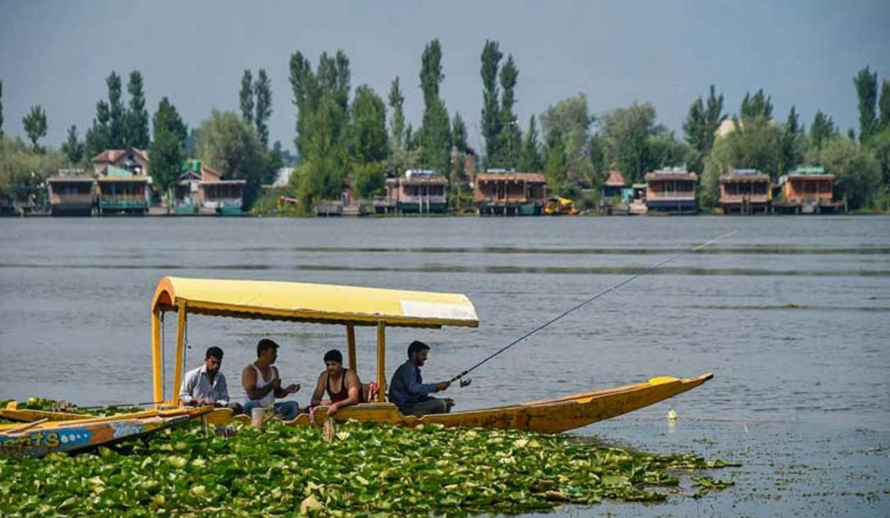 Nice One Palace Srinagar  Luaran gambar